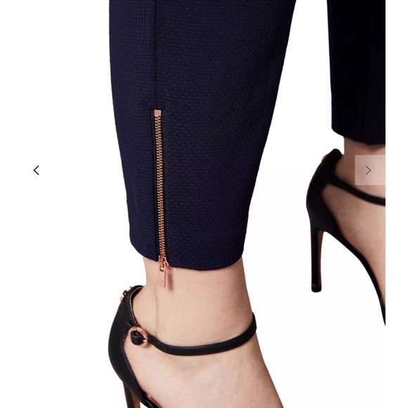 NWOT Ted Baker Cold Shoulder Jumpsuit,
Navy/White Size US 8 - Picture 6 of 16